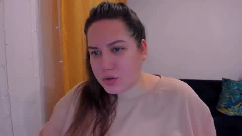 Snapshot of _madalexa_ chatting on February 13, 3:35 pm Alexa online show from February 13, 3:35 pm