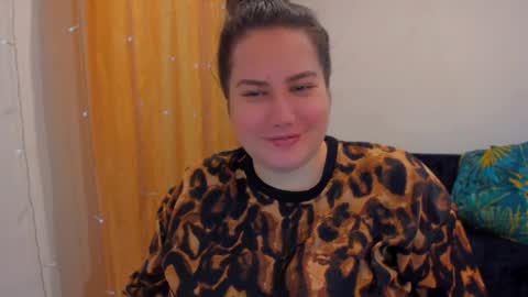 Snapshot of _madalexa_ chatting on December 24, 6:50 pm Alexa online show from December 24, 6:50 pm