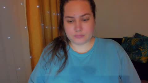 Snapshot of _madalexa_ chatting on January 24, 12:20 am Alexa online show from January 24, 12:20 am