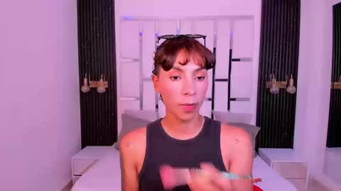 Snapshot of _mar_x chatting on September 22, 4:44 pm Sheryl online show from September 22, 4:44 pm