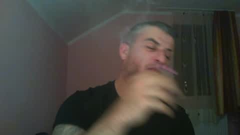 Snapshot of _marrrio chatting on December 8, 1:41 am _marrrio online show from December 8, 1:41 am