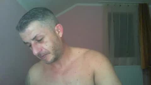 Snapshot of _marrrio chatting on December 15, 11:31 pm _marrrio online show from December 15, 11:31 pm