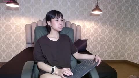 Mavis  online show from September 24, 9:21 pm