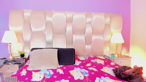 _megan_lovitz_ online show from April 29, 12:21 pm