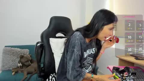 Juli online show from October 5, 2:02 pm