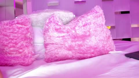 Snapshot of _mia_sweett chatting on January 24, 7:39 pm MIA online show from January 24, 7:39 pm