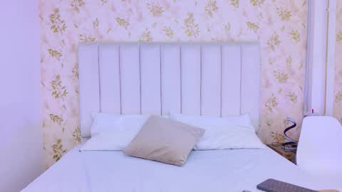 Mia Monroe online show from September 23, 7:53 pm