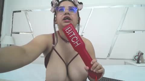  Mia  online show from January 24, 2:51 pm