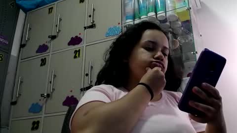  Mia  online show from March 18, 1:06 pm