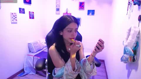 _miacavalli online show from October 9, 9:31 pm