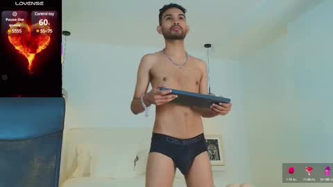 Snapshot of _miguel0 chatting on February 20, 7:19 pm miguel online show from February 20, 7:19 pm