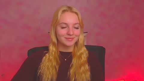 Snapshot of _mila_la_ chatting on January 10, 10:06 am Melanie online show from January 10, 10:06 am