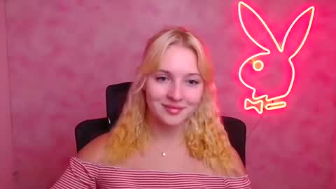 Melanie online show from September 27, 11:08 am