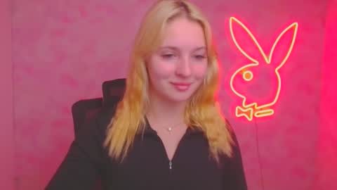 Melanie online show from October 20, 5:56 am