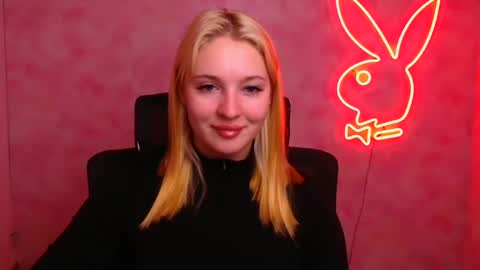 Melanie online show from October 4, 11:41 am