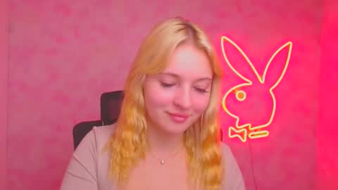 Melanie online show from October 23, 11:44 am