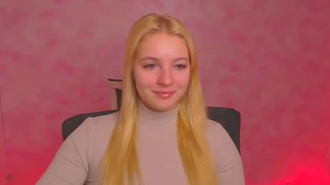 Snapshot of _mila_la_ chatting on January 9, 12:19 pm Melanie online show from January 9, 12:19 pm