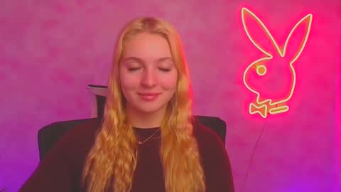 Snapshot of _mila_la_ chatting on January 14, 6:56 am Melanie online show from January 14, 6:56 am