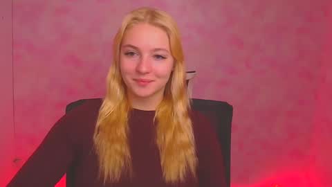 Snapshot of _mila_la_ chatting on December 29, 6:56 am Melanie online show from December 29, 6:56 am