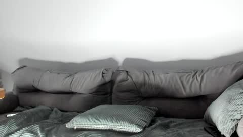 _miles19 online show from May 29, 12:25 pm