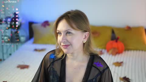 _million_dollarsmile online show from October 22, 9:45 am