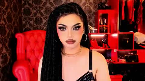 Raven Strauss online show from February 27, 6:33 pm