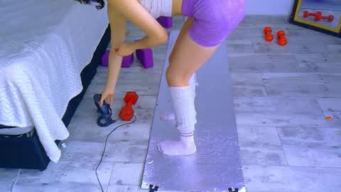 karoline uwu online show from October 1, 2:27 pm