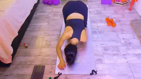 karoline uwu online show from October 10, 11:53 pm