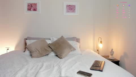 kimberley cruz online show from November 16, 12:51 pm