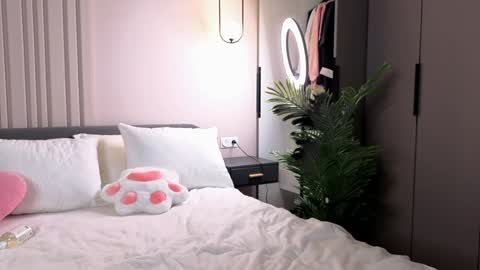 alienmito online show from February 3, 6:22 am