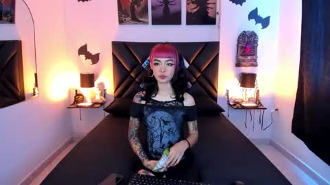 mizuki  online show from November 5, 3:47 pm