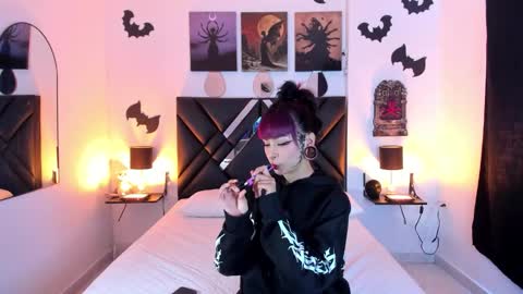 mizuki  online show from January 13, 4:59 pm