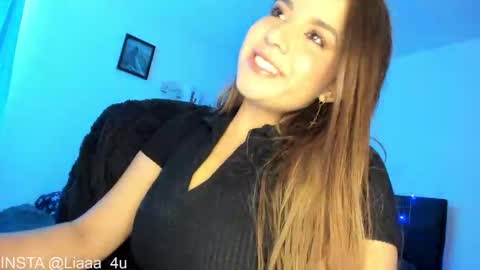     liaaa 4u online show from March 1, 6:21 pm