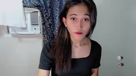 jenny claire online show from October 9, 6:30 am