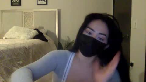 naty19 online show from December 3, 2:42 am