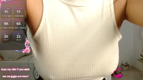 _nayade_ online show from September 21, 11:31 pm