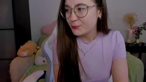 Mia with a big heart  online show from February 26, 6:19 am