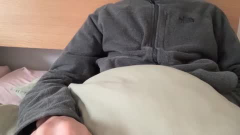 Max online show from November 8, 11:24 am