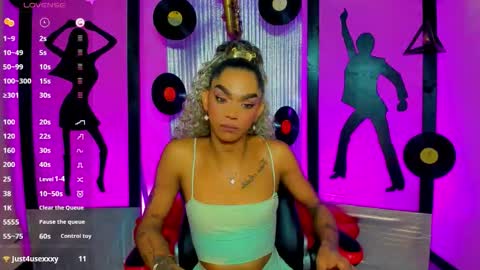 Nicky  Please help me with your thumbs up its importan online show from February 17, 3:16 am