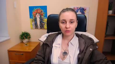 Nica online show from March 4, 1:49 pm