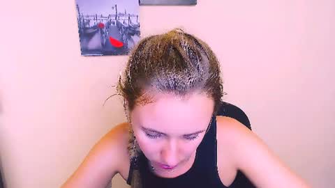 Nica online show from July 28, 2:13 pm