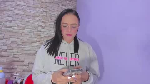 juliana online show from September 27, 1:36 am