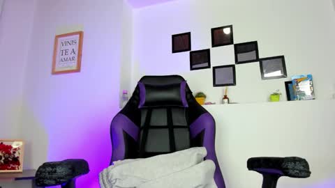 Noa Smith online show from November 27, 10:34 am