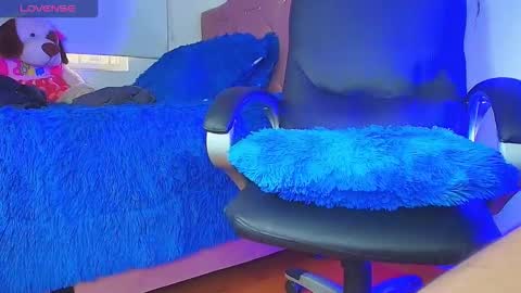 Noa Smith online show from November 5, 8:22 pm