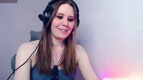 Tracy online show from February 12, 9:42 am