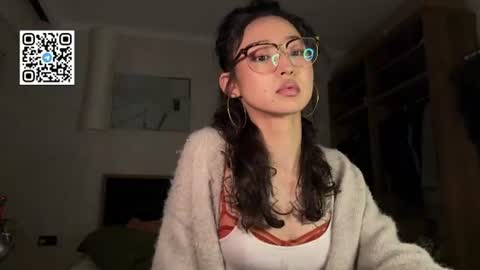 Mikayla online show from June 14, 7:49 pm