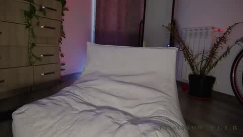 Sasha ---- 50 discount on my Fansly  ---- online show from October 8, 4:07 am