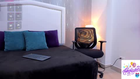  peach1  online show from October 7, 2:13 pm