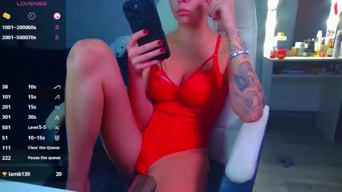 Ilona online show from November 11, 7:10 am