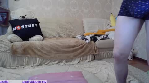 _pretty_fox_ online show from January 9, 6:48 am